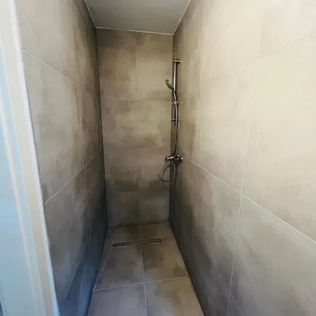 Entire House L 12 Beds L 8 L Floor-heating L Wifi