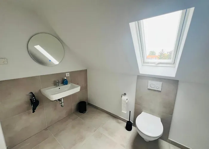 דירה Entire House L 12 Beds L 8 L Floor-heating L Wifi ליפשטאדט