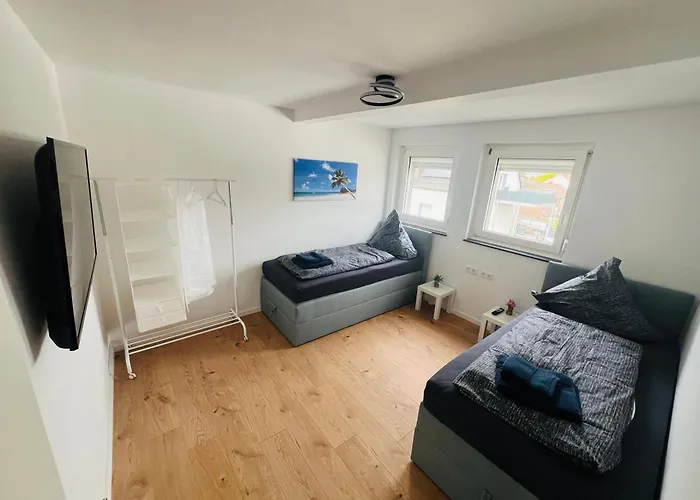 דירה Entire House L 12 Beds L 8 L Floor-heating L Wifi ליפשטאדט